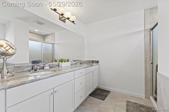 30925 Asbury Hill Drive, New Hudson, MI 48165