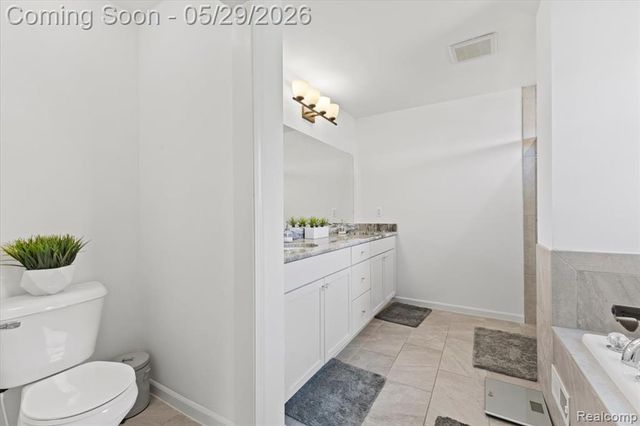 30925 Asbury Hill Drive, New Hudson, MI 48165