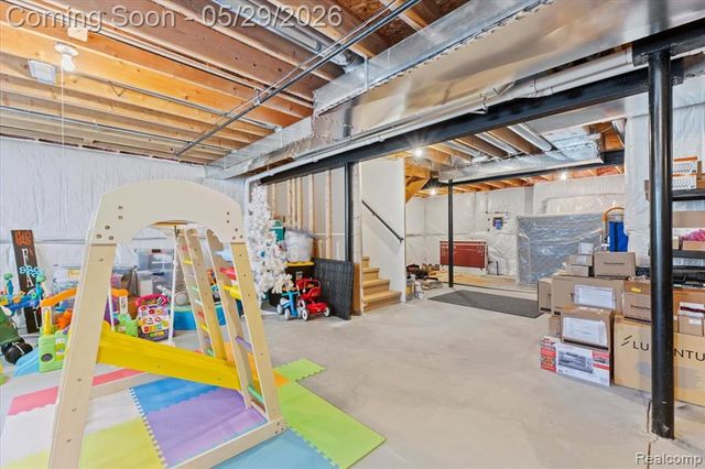 30925 Asbury Hill Drive, New Hudson, MI 48165