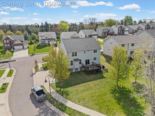 30925 Asbury Hill Drive, New Hudson, MI 48165