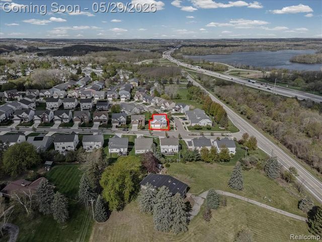 30925 Asbury Hill Drive, New Hudson, MI 48165
