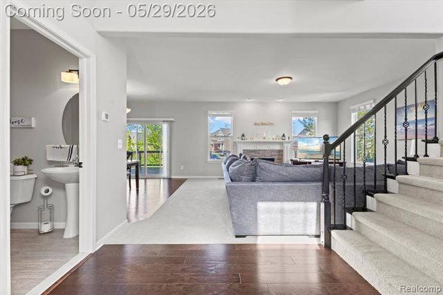 30925 Asbury Hill Drive, New Hudson, MI 48165