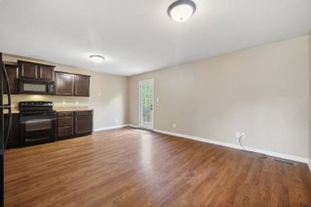 1723 Thistlewood Dr Apt C, Clarksville, TN 37042