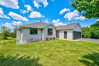 95 Sunwood Valley Lane, River Falls, WI 54022