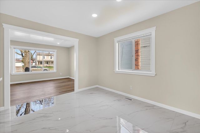 13074 Churchill Drive, Sterling Heights, MI 48313