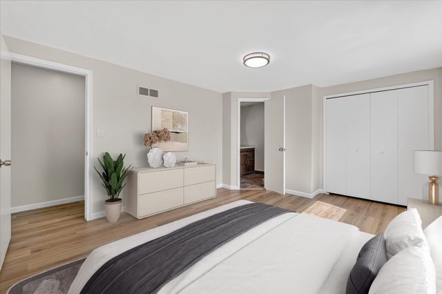 13074 Churchill Drive, Sterling Heights, MI 48313