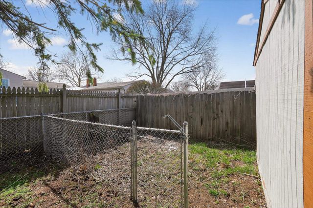 13074 Churchill Drive, Sterling Heights, MI 48313