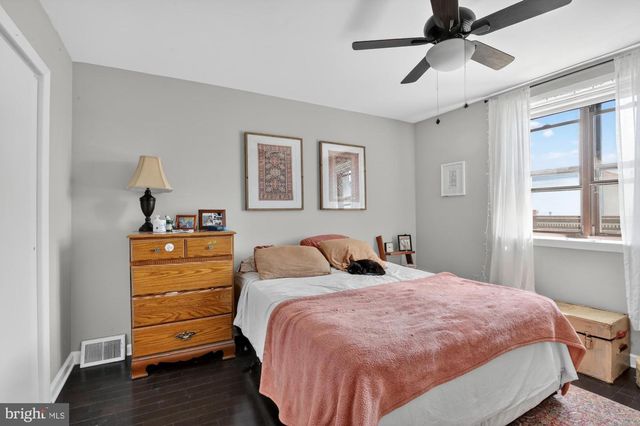 1418 S 8TH ST, Philadelphia, PA 19147