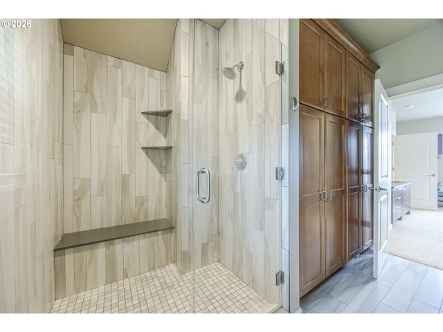 1865 E 43RD Ave, Eugene, OR 97405