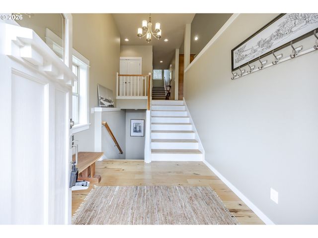 1865 E 43RD Ave, Eugene, OR 97405