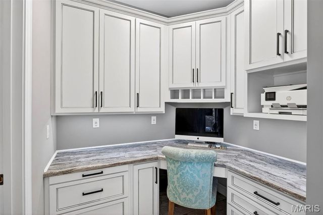 2 Country Trails Court, Moscow Mills, MO 63362