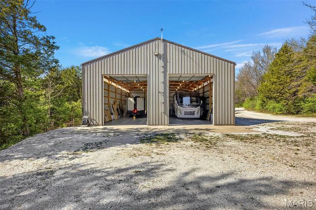 2 Country Trails Court, Moscow Mills, MO 63362