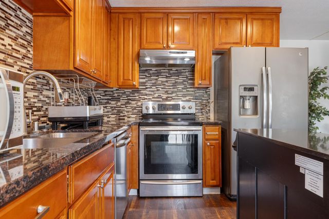 2619 Claridge Ln, Stockton, CA 95210