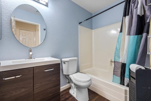 2619 Claridge Ln, Stockton, CA 95210