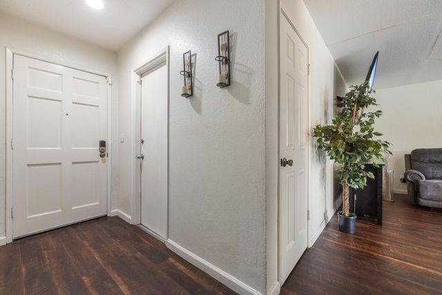 2619 Claridge Ln, Stockton, CA 95210