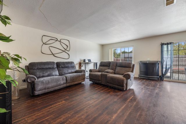 2619 Claridge Ln, Stockton, CA 95210