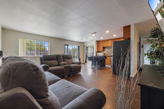 2619 Claridge Ln, Stockton, CA 95210