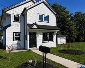270 Alpine Way, South Amboy, NJ 08879