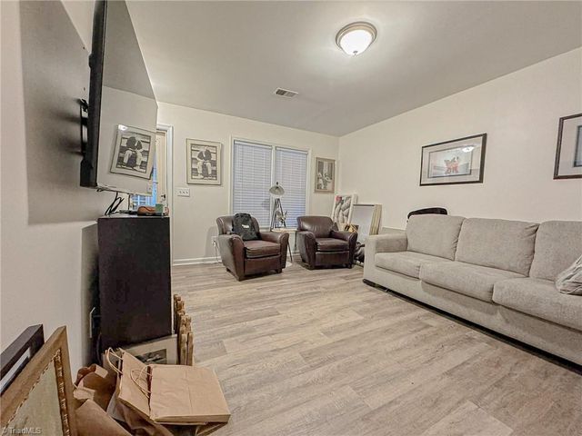 1445 Bailey Circle, High Point, NC 27262