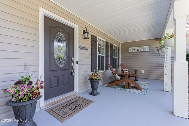 206 Old Folkstone Road, Holly Ridge, NC 28445