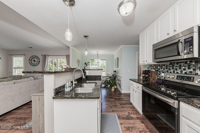 206 Old Folkstone Road, Holly Ridge, NC 28445