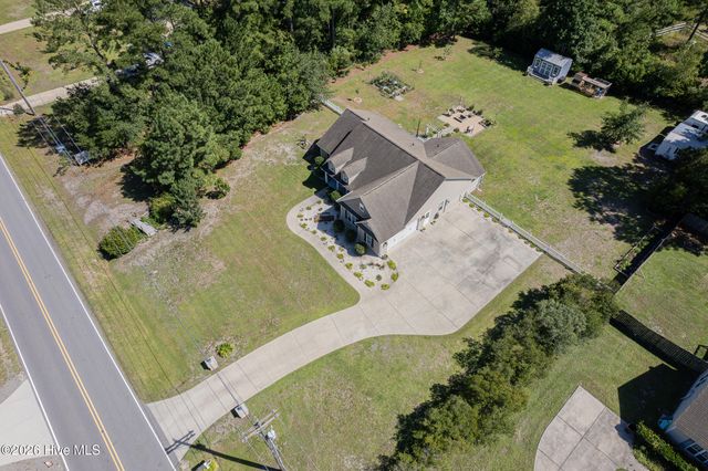 206 Old Folkstone Road, Holly Ridge, NC 28445