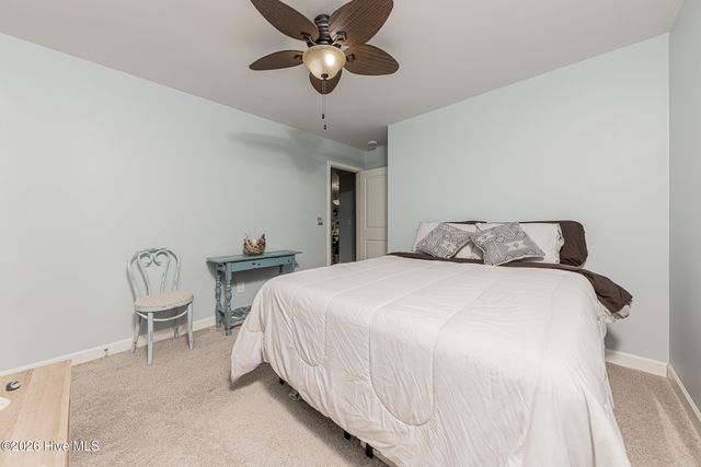 206 Old Folkstone Road, Holly Ridge, NC 28445