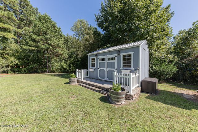 206 Old Folkstone Road, Holly Ridge, NC 28445