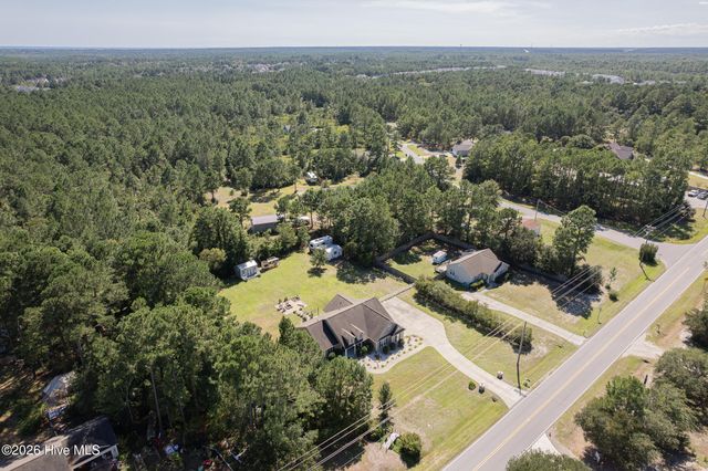 206 Old Folkstone Road, Holly Ridge, NC 28445
