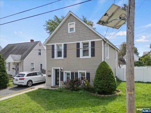 199 Grove Avenue, Woodbridge, NJ 07095