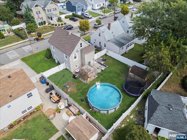 199 Grove Avenue, Woodbridge, NJ 07095