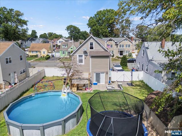 199 Grove Avenue, Woodbridge, NJ 07095