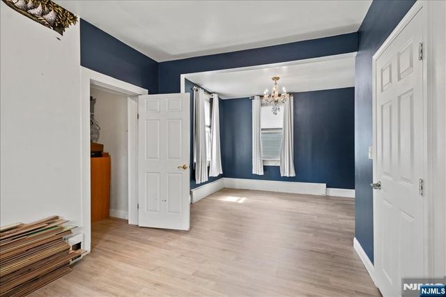 199 Grove Avenue, Woodbridge, NJ 07095