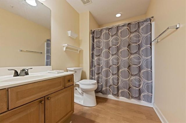 23131 W 71ST Terrace, Shawnee, KS 66227