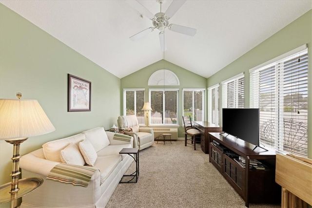 23131 W 71ST Terrace, Shawnee, KS 66227