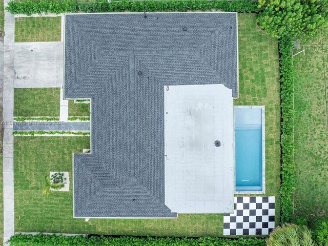 1751 NE 138 St, North Miami, FL 33181