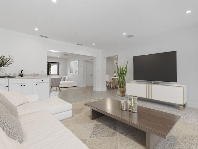 1751 NE 138 St, North Miami, FL 33181