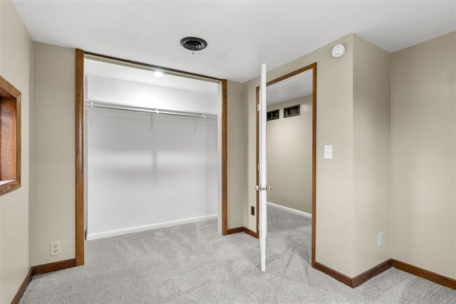 10518 Stadium Drive, Kalamazoo, MI 49009