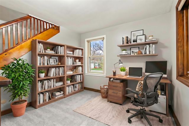 10518 Stadium Drive, Kalamazoo, MI 49009