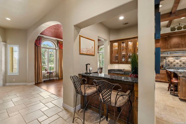 107 Geddington, Shavano Park, TX 78249