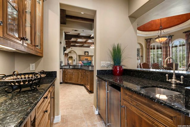 107 Geddington, Shavano Park, TX 78249
