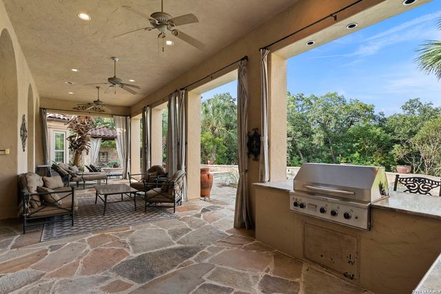 107 Geddington, Shavano Park, TX 78249