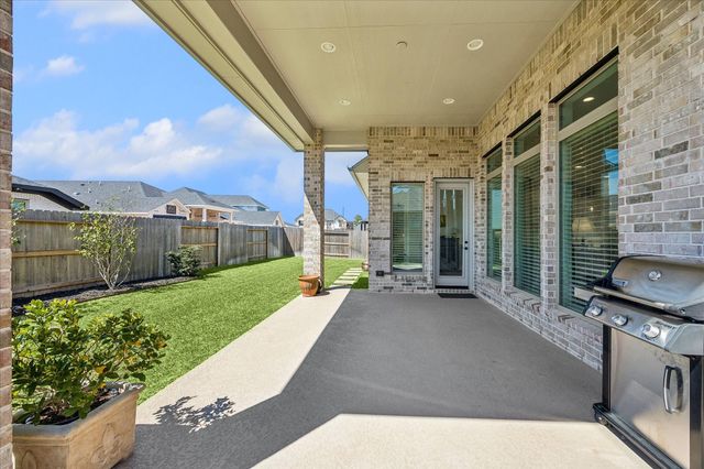 20615 Strider Gate Lane, Tomball, TX 77377