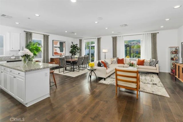 7633 River Gulch, Riverside, CA 92507