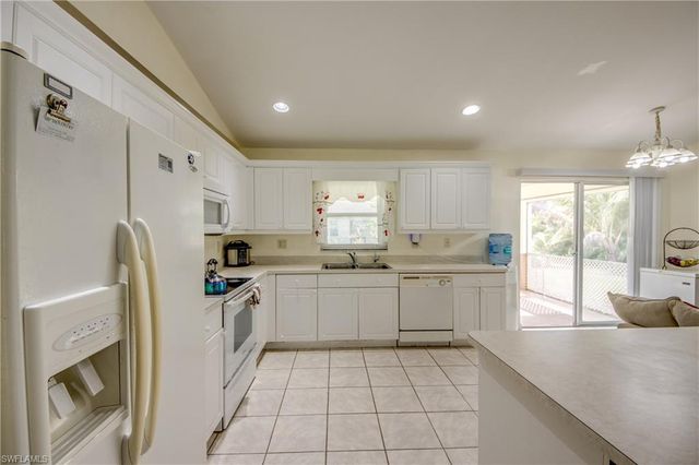 2713 NW 1st PL, Cape Coral, FL 33993