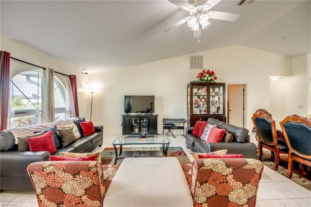 2713 NW 1st PL, Cape Coral, FL 33993