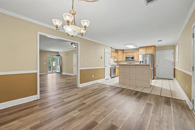 129 Buckeye Point, Commerce, GA 30530