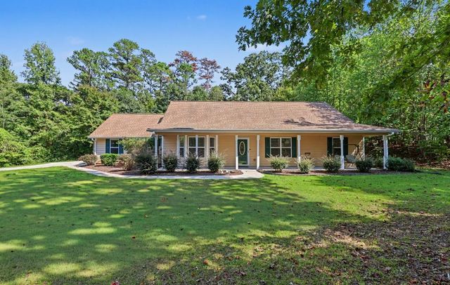 129 Buckeye Point, Commerce, GA 30530