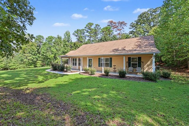 129 Buckeye Point, Commerce, GA 30530