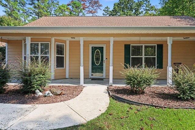 129 Buckeye Point, Commerce, GA 30530